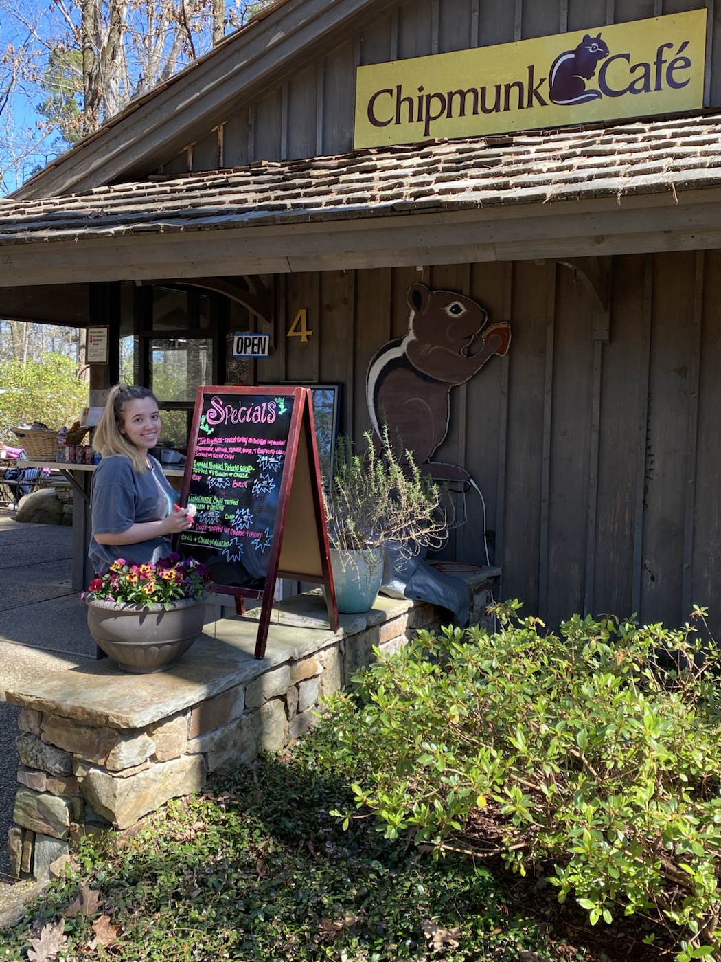 Chipmunk Cafe building and sign at Garvan Woodland Gardens
